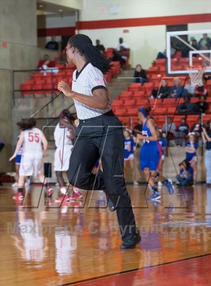 Thumbnail 2 in Duncanville vs Coronado (UIL 5A Region 1 Final Playoff) photogallery.