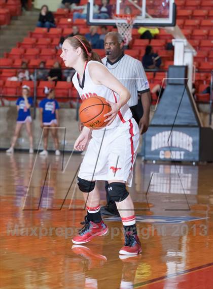 Thumbnail 1 in Duncanville vs Coronado (UIL 5A Region 1 Final Playoff) photogallery.
