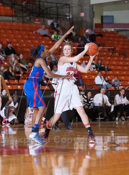 Thumbnail 2 in Duncanville vs Coronado (UIL 5A Region 1 Final Playoff) photogallery.