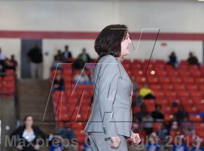 Thumbnail 3 in Duncanville vs Coronado (UIL 5A Region 1 Final Playoff) photogallery.