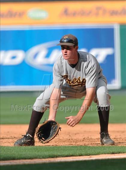 Thumbnail 1 in Huntington Beach vs. Crespi (CIF SS D2 Final) photogallery.