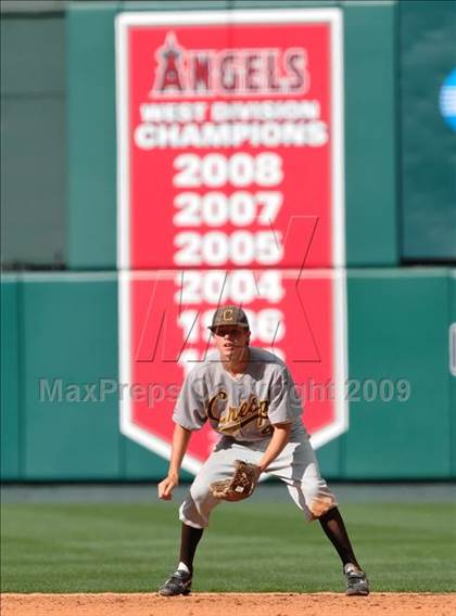 Thumbnail 1 in Huntington Beach vs. Crespi (CIF SS D2 Final) photogallery.