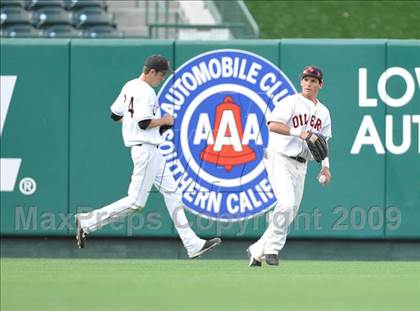 Thumbnail 3 in Huntington Beach vs. Crespi (CIF SS D2 Final) photogallery.