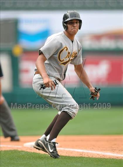 Thumbnail 2 in Huntington Beach vs. Crespi (CIF SS D2 Final) photogallery.