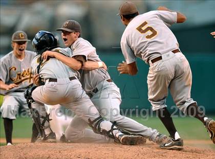 Thumbnail 3 in Huntington Beach vs. Crespi (CIF SS D2 Final) photogallery.