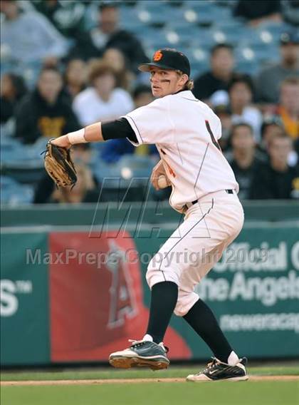 Thumbnail 1 in Huntington Beach vs. Crespi (CIF SS D2 Final) photogallery.