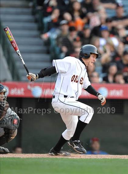 Thumbnail 3 in Huntington Beach vs. Crespi (CIF SS D2 Final) photogallery.
