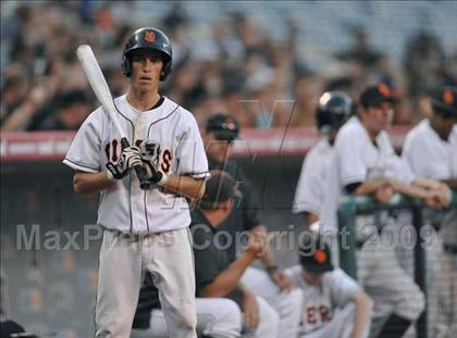 Thumbnail 3 in Huntington Beach vs. Crespi (CIF SS D2 Final) photogallery.