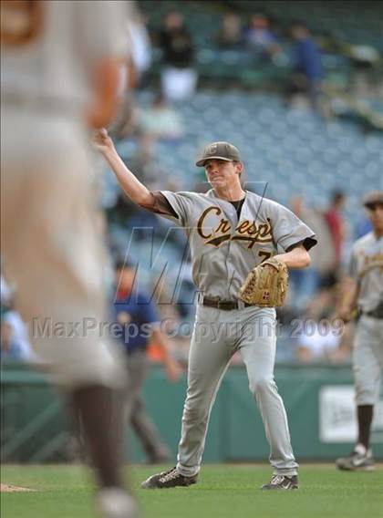 Thumbnail 3 in Huntington Beach vs. Crespi (CIF SS D2 Final) photogallery.
