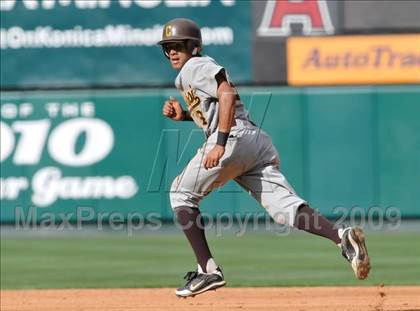 Thumbnail 2 in Huntington Beach vs. Crespi (CIF SS D2 Final) photogallery.