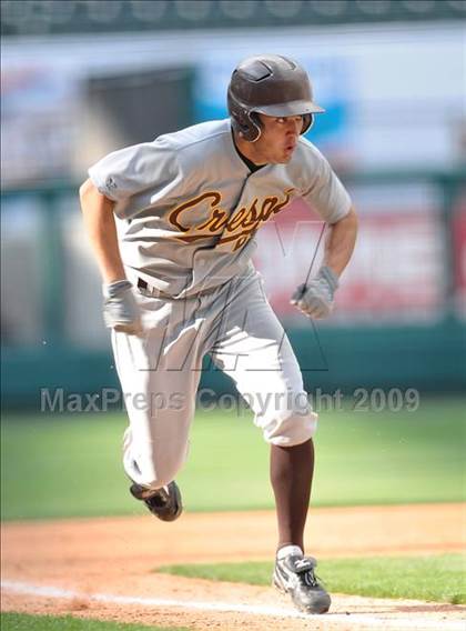 Thumbnail 2 in Huntington Beach vs. Crespi (CIF SS D2 Final) photogallery.