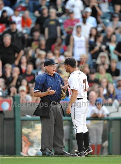 Thumbnail 1 in Huntington Beach vs. Crespi (CIF SS D2 Final) photogallery.