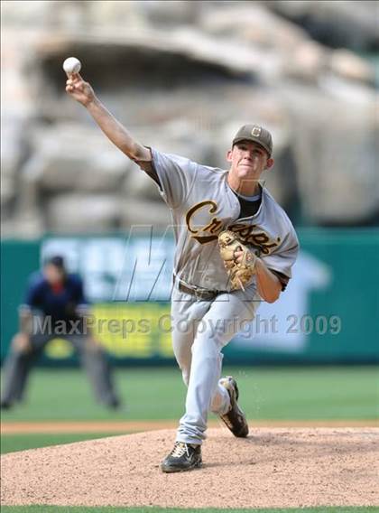 Thumbnail 3 in Huntington Beach vs. Crespi (CIF SS D2 Final) photogallery.