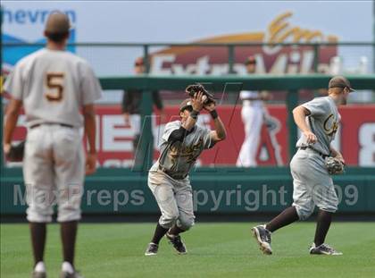 Thumbnail 1 in Huntington Beach vs. Crespi (CIF SS D2 Final) photogallery.