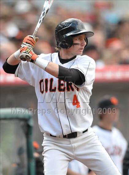 Thumbnail 1 in Huntington Beach vs. Crespi (CIF SS D2 Final) photogallery.