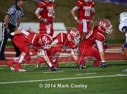 Thumbnail 1 in Mart vs. Hico (UIL 2A D1 Quarterfinal) photogallery.