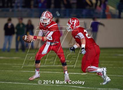 Thumbnail 2 in Mart vs. Hico (UIL 2A D1 Quarterfinal) photogallery.