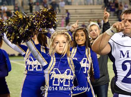 Thumbnail 2 in Mart vs. Hico (UIL 2A D1 Quarterfinal) photogallery.