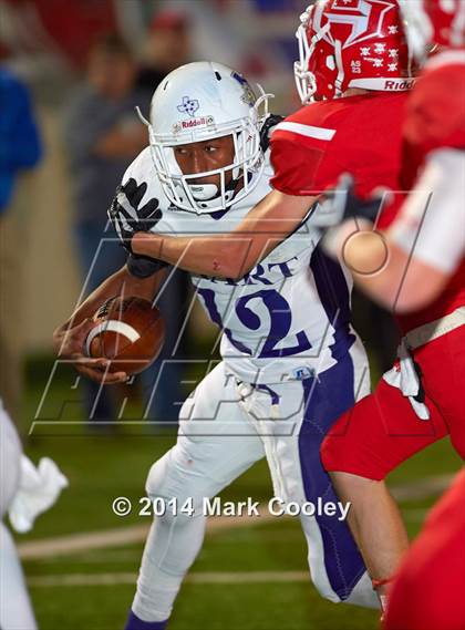 Thumbnail 3 in Mart vs. Hico (UIL 2A D1 Quarterfinal) photogallery.