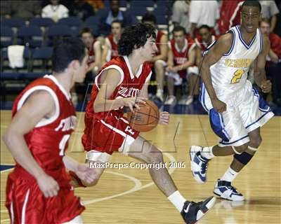 Thumbnail 1 in Fullerton vs. Verbum Dei (Nike Extravaganza) photogallery.