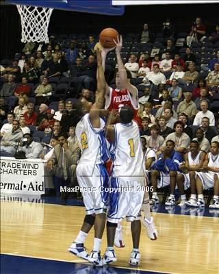 Thumbnail 1 in Fullerton vs. Verbum Dei (Nike Extravaganza) photogallery.