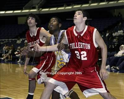 Thumbnail 1 in Fullerton vs. Verbum Dei (Nike Extravaganza) photogallery.