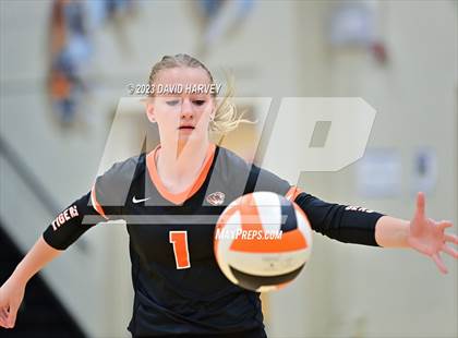 Thumbnail 1 in Vista PEAK Prep vs Lakewood photogallery.