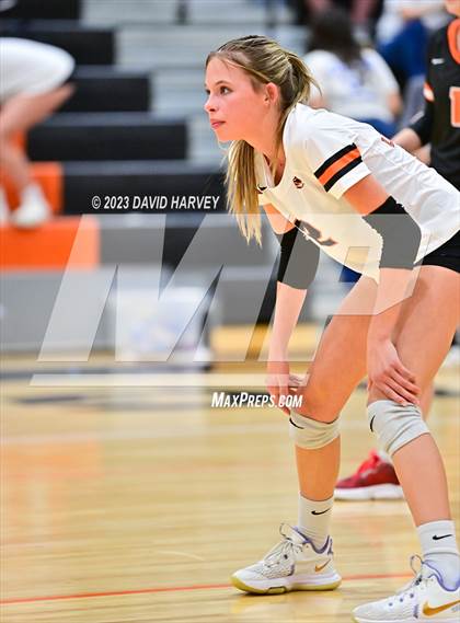 Thumbnail 3 in Vista PEAK Prep vs Lakewood photogallery.