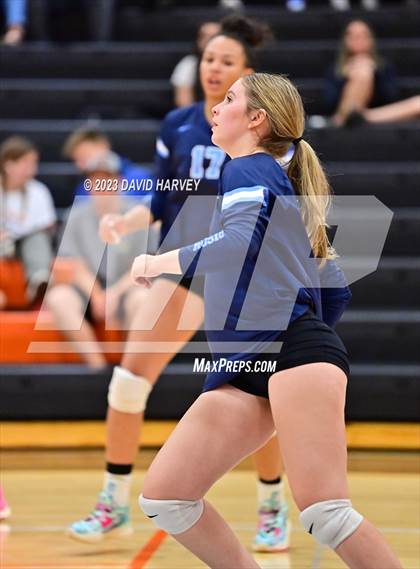 Thumbnail 2 in Vista PEAK Prep vs Lakewood photogallery.