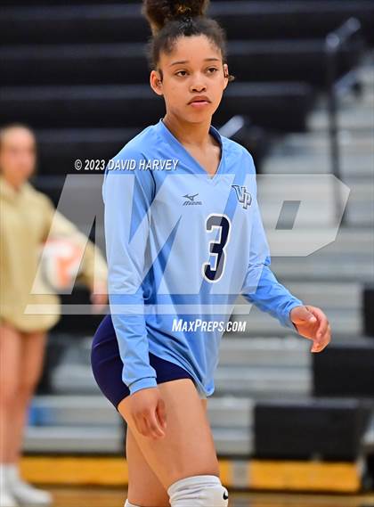 Thumbnail 3 in Vista PEAK Prep vs Lakewood photogallery.