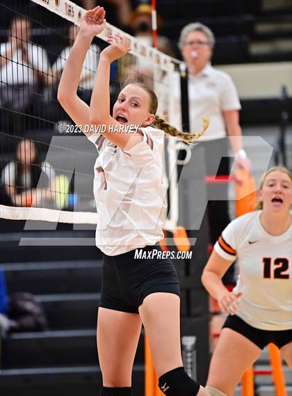 Thumbnail 3 in Vista PEAK Prep vs Lakewood photogallery.
