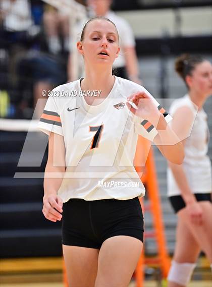 Thumbnail 1 in Vista PEAK Prep vs Lakewood photogallery.