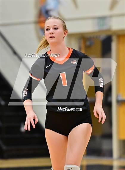 Thumbnail 1 in Vista PEAK Prep vs Lakewood photogallery.