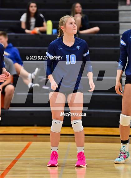 Thumbnail 1 in Vista PEAK Prep vs Lakewood photogallery.