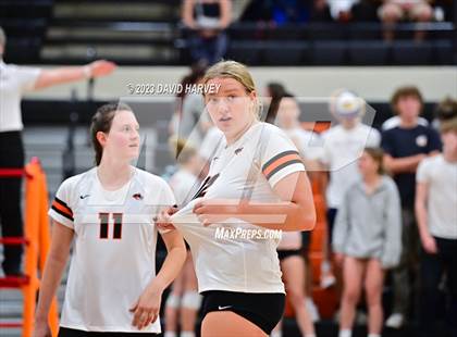 Thumbnail 1 in Vista PEAK Prep vs Lakewood photogallery.