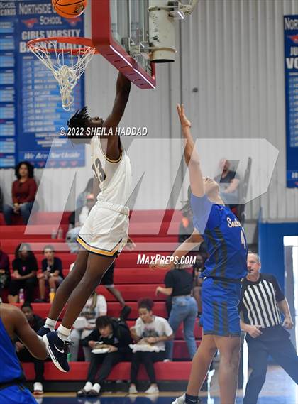 Thumbnail 3 in Southeast vs Winter Haven (Sunbash Tournament) photogallery.