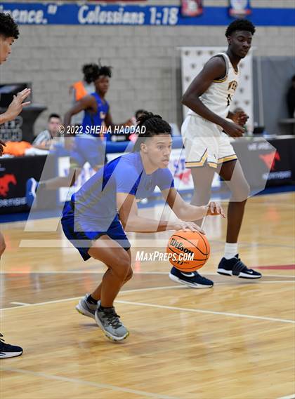 Thumbnail 2 in Southeast vs Winter Haven (Sunbash Tournament) photogallery.