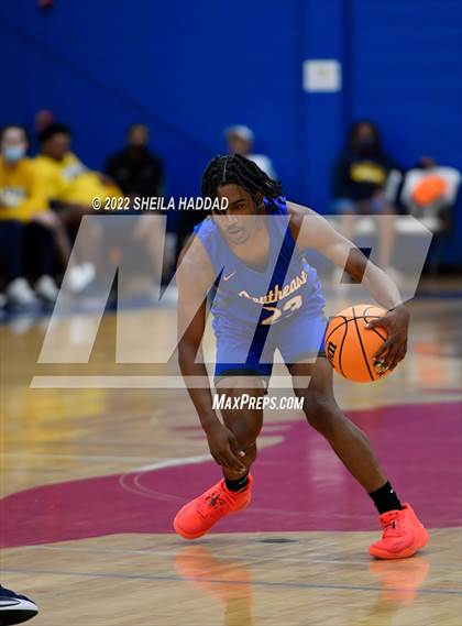Thumbnail 2 in Southeast vs Winter Haven (Sunbash Tournament) photogallery.