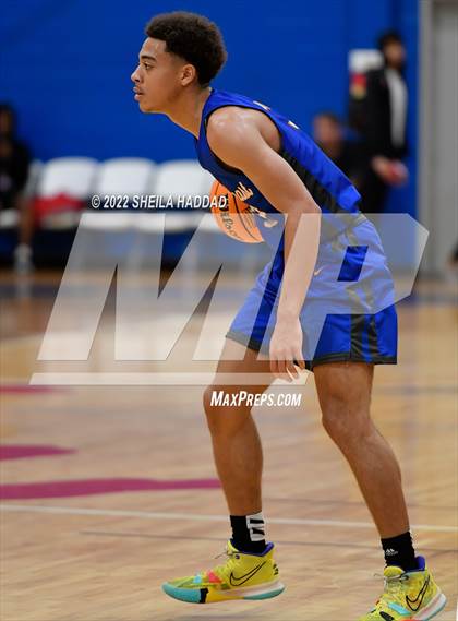 Thumbnail 1 in Southeast vs Winter Haven (Sunbash Tournament) photogallery.