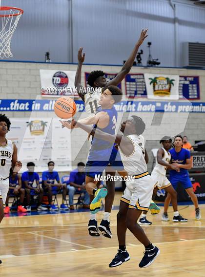 Thumbnail 1 in Southeast vs Winter Haven (Sunbash Tournament) photogallery.