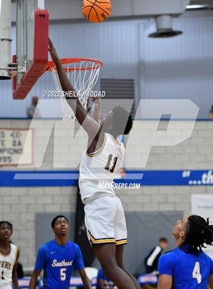 Thumbnail 2 in Southeast vs Winter Haven (Sunbash Tournament) photogallery.