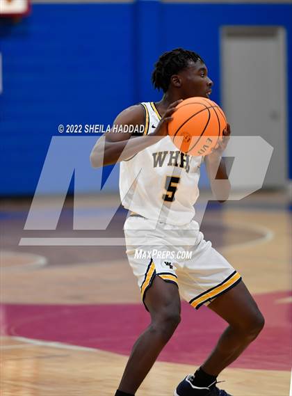 Thumbnail 2 in Southeast vs Winter Haven (Sunbash Tournament) photogallery.