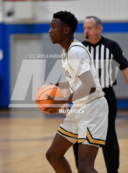 Thumbnail 2 in Southeast vs Winter Haven (Sunbash Tournament) photogallery.