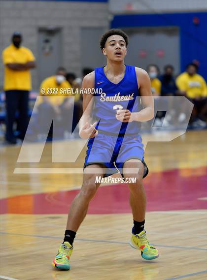 Thumbnail 1 in Southeast vs Winter Haven (Sunbash Tournament) photogallery.