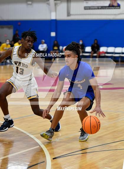 Thumbnail 1 in Southeast vs Winter Haven (Sunbash Tournament) photogallery.