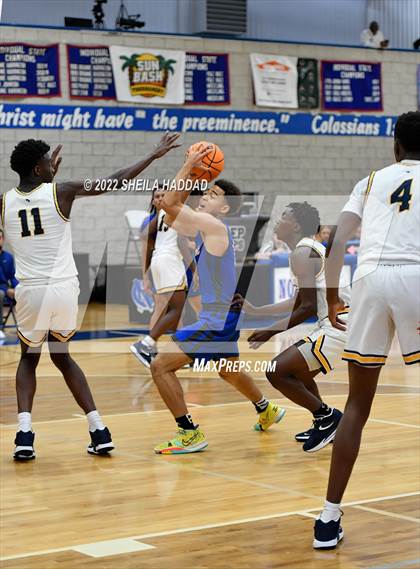 Thumbnail 2 in Southeast vs Winter Haven (Sunbash Tournament) photogallery.