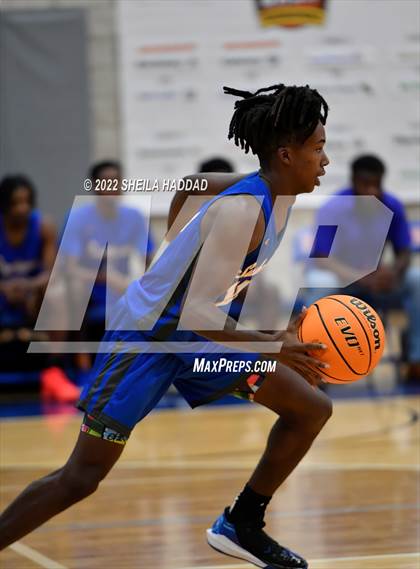 Thumbnail 3 in Southeast vs Winter Haven (Sunbash Tournament) photogallery.