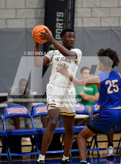 Thumbnail 1 in Southeast vs Winter Haven (Sunbash Tournament) photogallery.