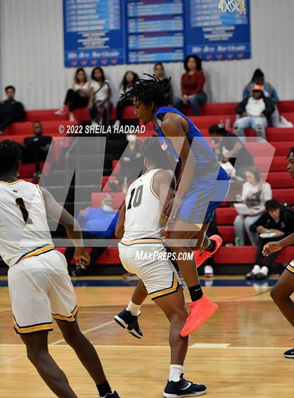 Thumbnail 1 in Southeast vs Winter Haven (Sunbash Tournament) photogallery.