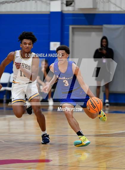 Thumbnail 1 in Southeast vs Winter Haven (Sunbash Tournament) photogallery.